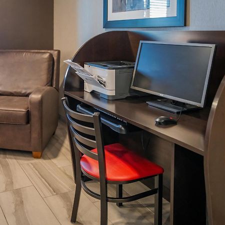 My Place Hotel-Huntersville, Nc Luaran gambar